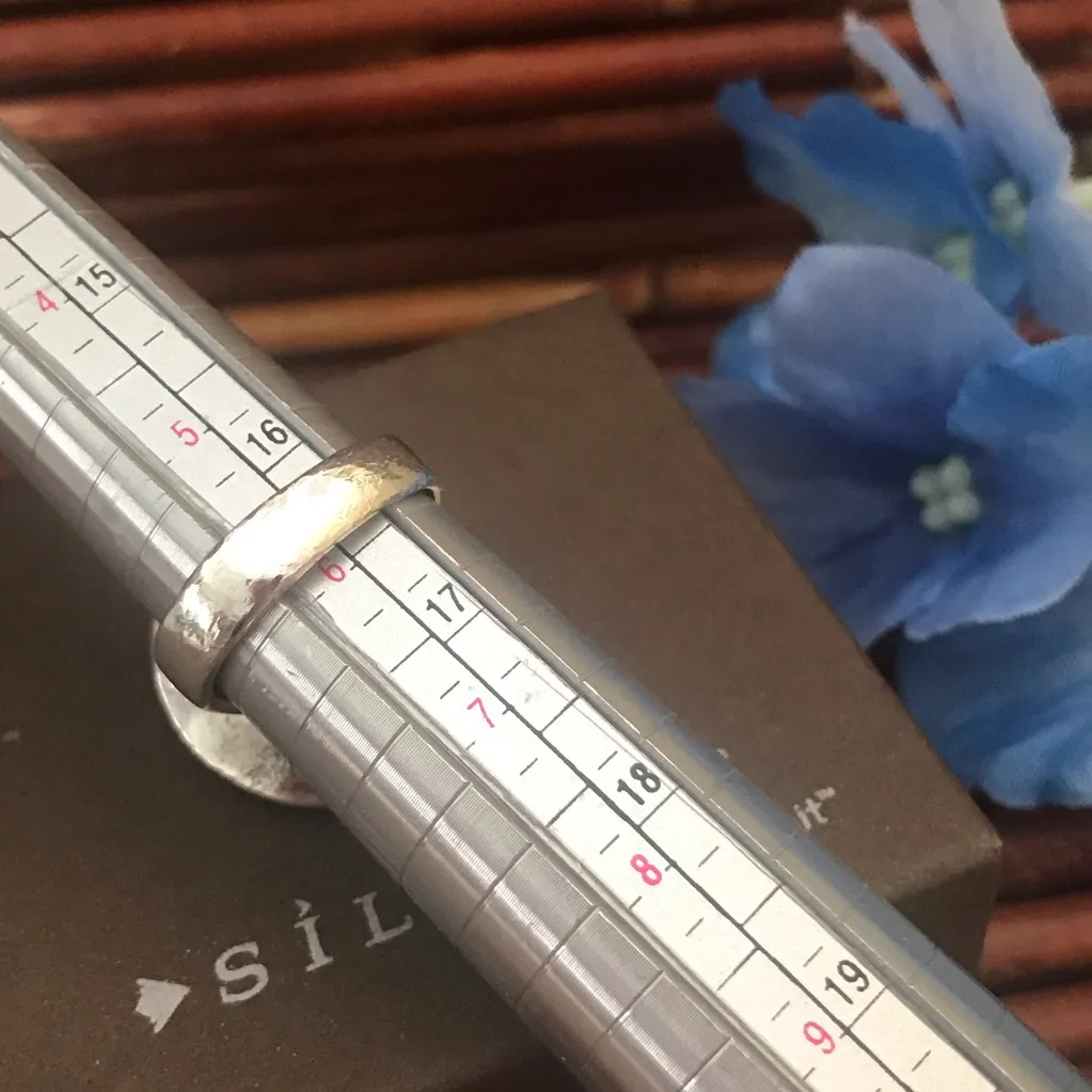 Silpada  Sterling & Pearl Ring Size 6 - Image 8