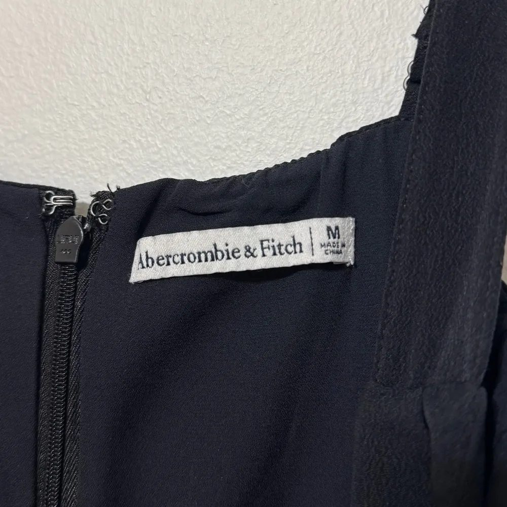 Abercrombie & Fitch Little Black Dress Size Medium V Neck Mini Flowy - Image 3