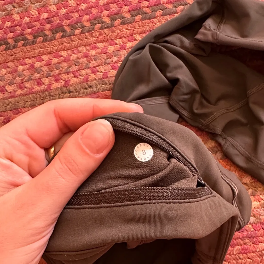 Lululemon DARK OLIVE Pace Rival Crop *Full-On Luxtreme 22" - Image 3