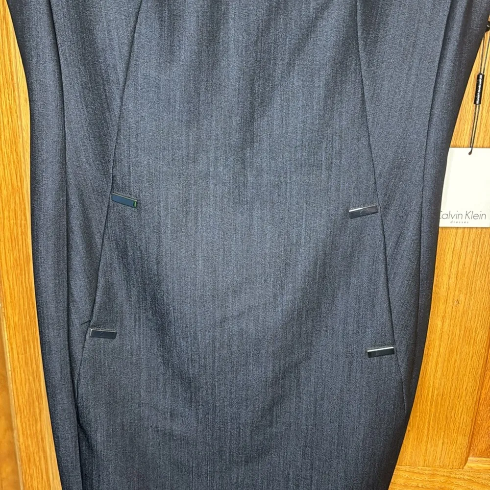 Calvin Klein Sheath Dress with metallic detail at pockets, Size 6 - Image 3