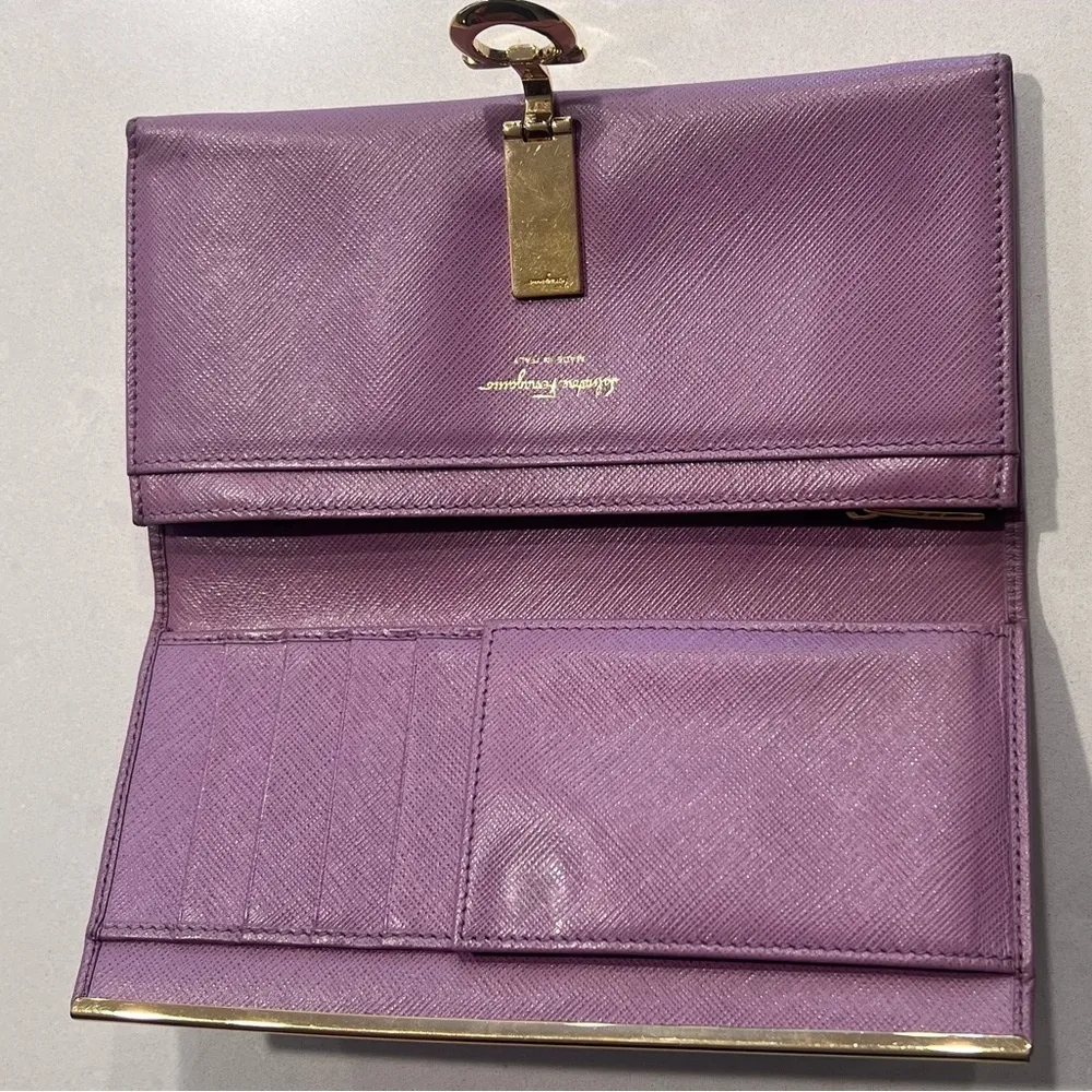 Auth‎ Salvatore Ferragamo Long Wallet Pink Leather/Goldtone with Chain - Image 4
