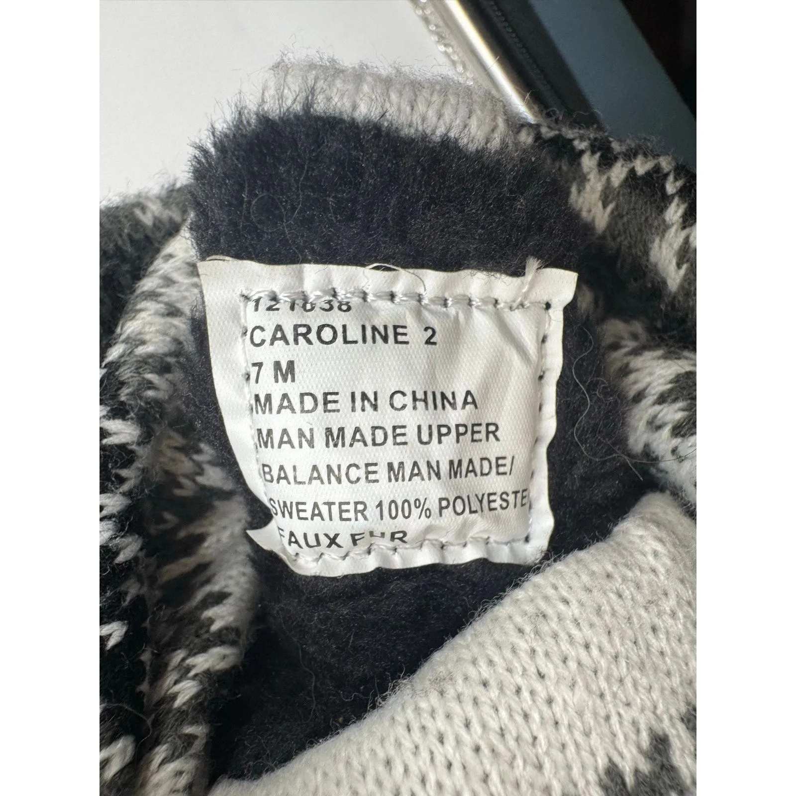 Totes Caroline 2 Quilted Faux Fur Mid - Image 3