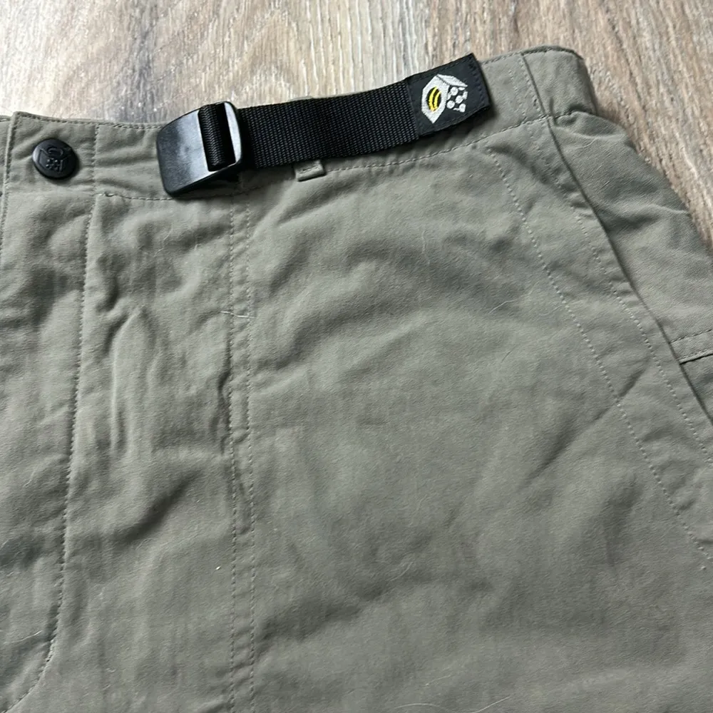 Mountain Hard Wear Olive Green Shorts Size 12 - Image 4