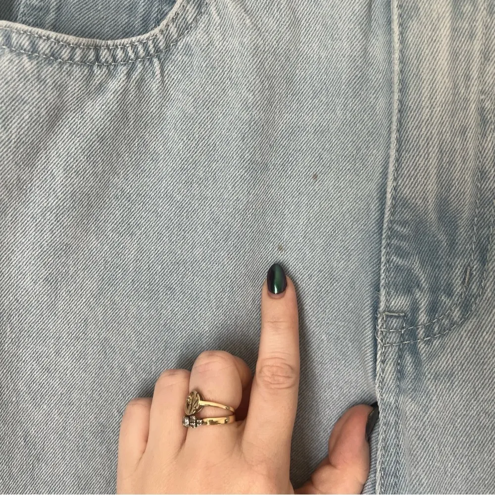 Sevina Light Wash Straight Leg Rip Knee High Rise Jeans 4 - Image 7