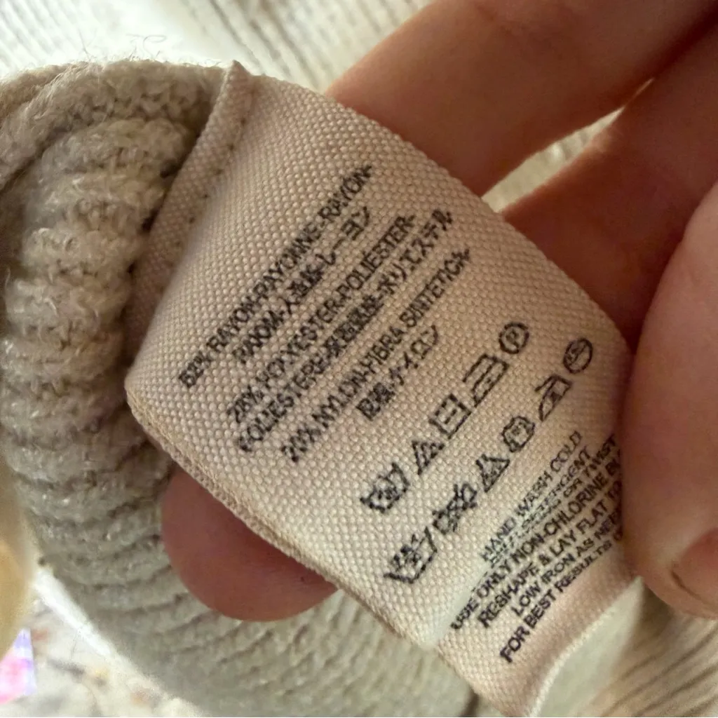 Free People Softly Structured Tunic Oversized Sweater Size XS - Image 7