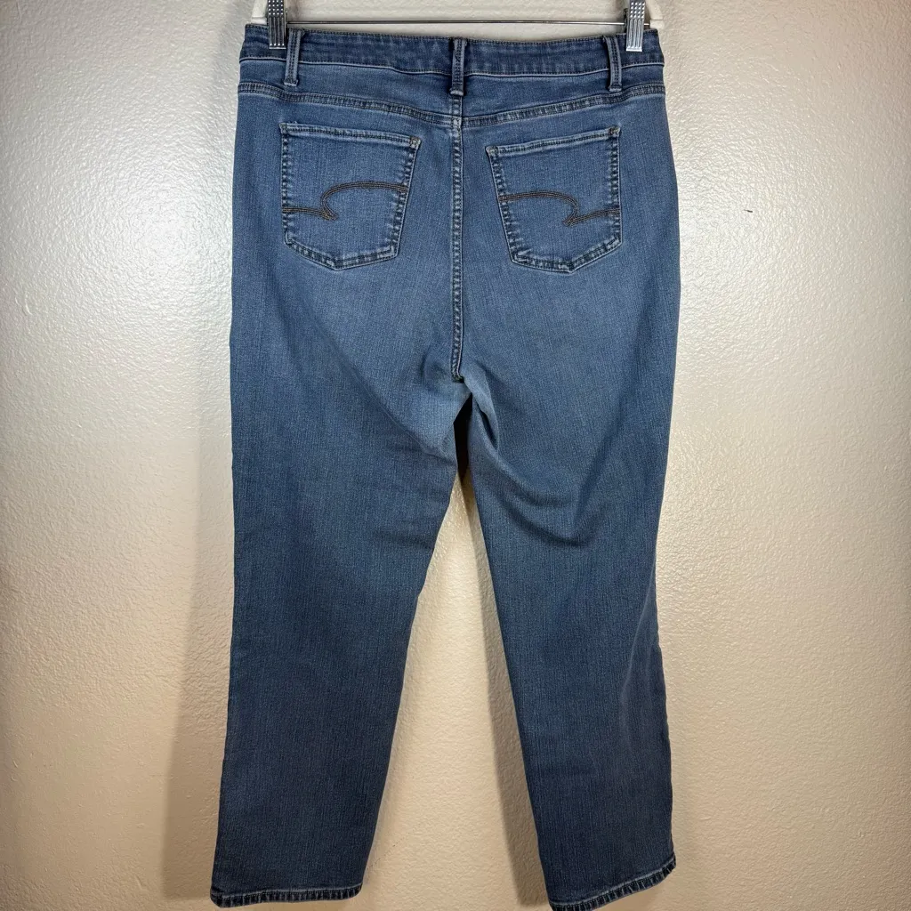 Time and Tru High Rise Light Blue Jeans - Image 2