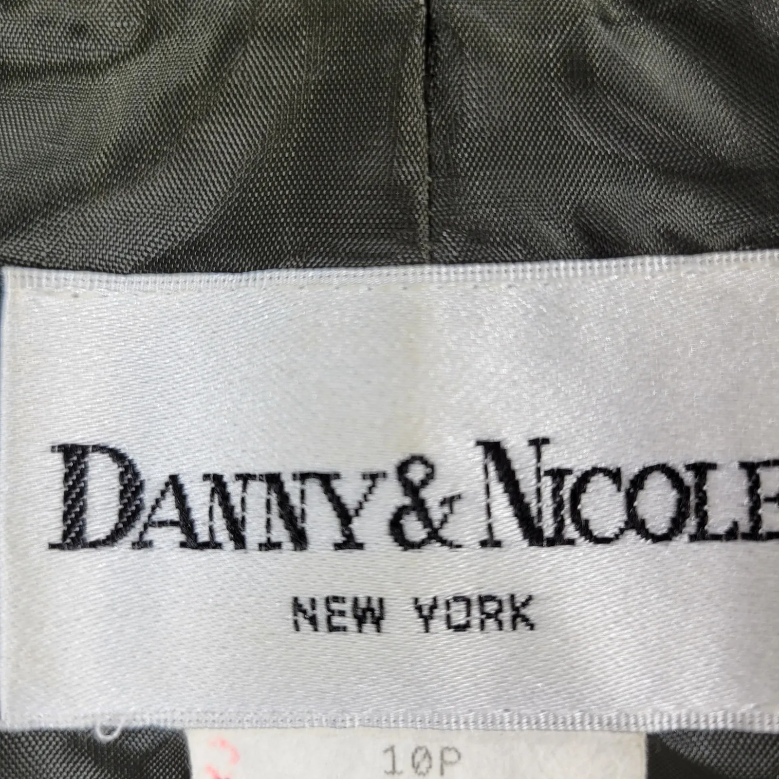 VTG Danny & Nicole Skirt Suit Size 10P Olive Green Houndstooth Vest Pencil Work - Image 3