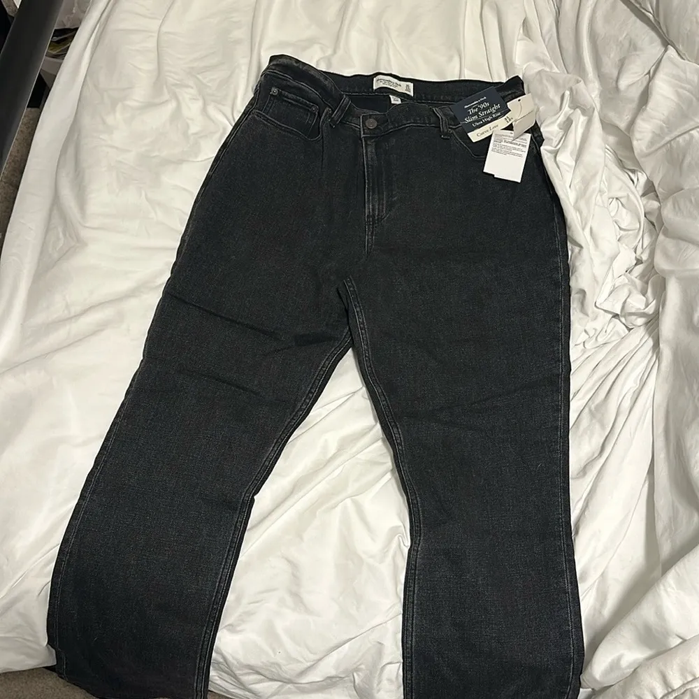 Abercrombie 90s Criss Cross Waist Jeans - Image 3