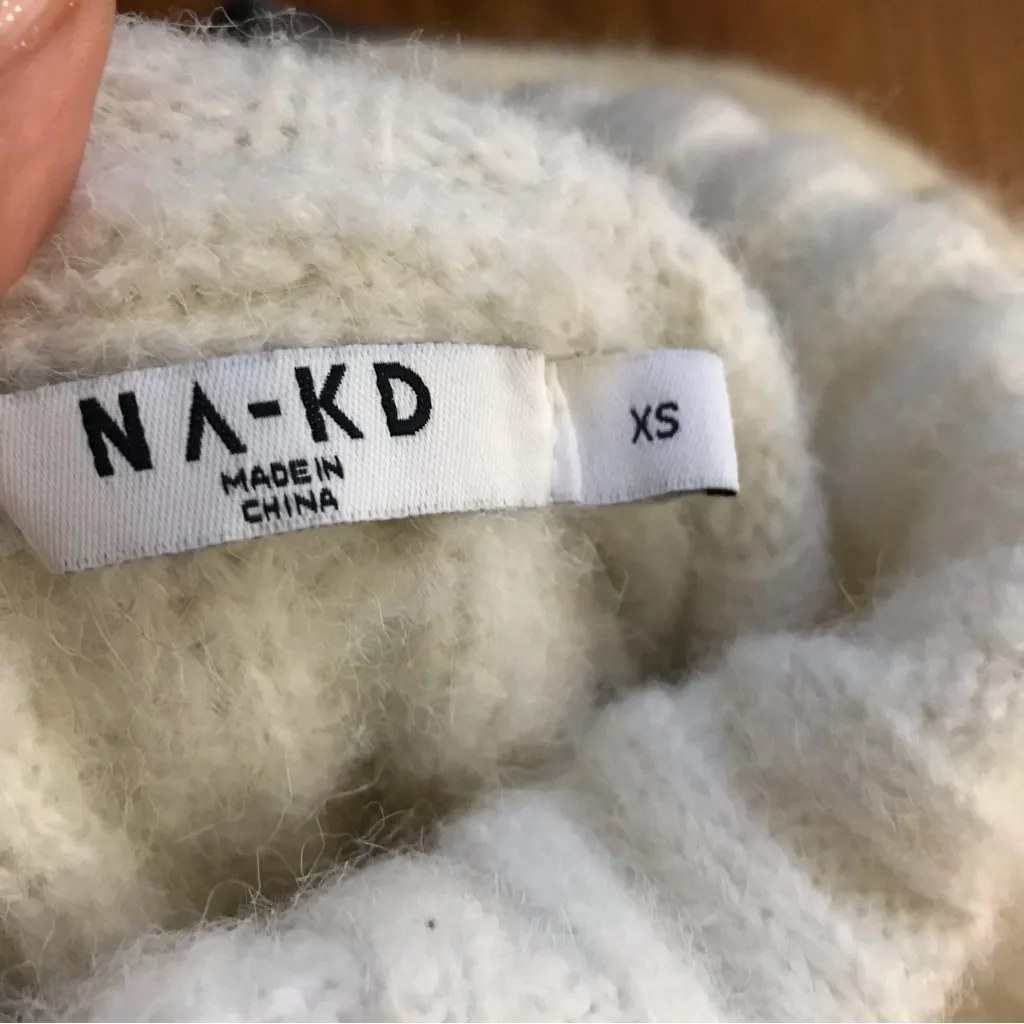 NA-KD Cozy White Cable Knit Highneck Sweater - Image 4