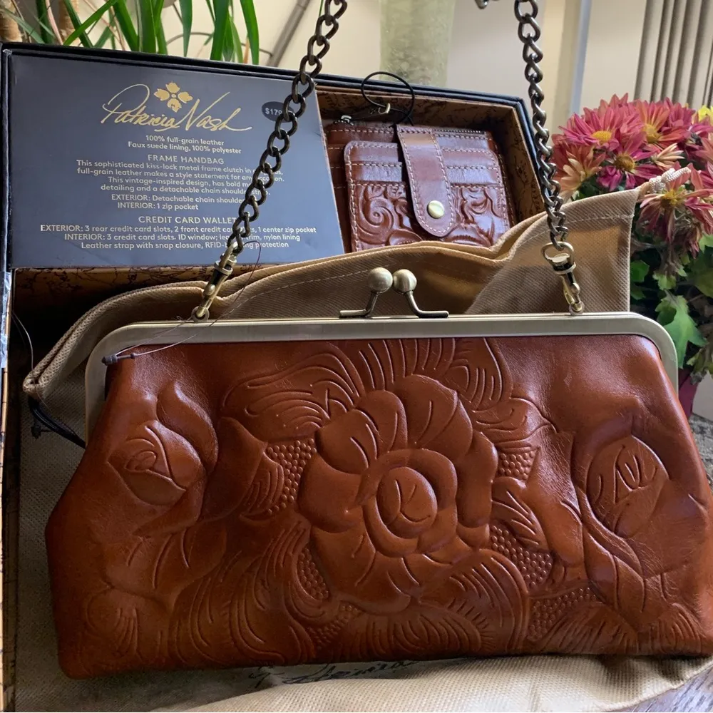 Authentic PATRICIA NASH LEATHER EMBOSSED GRAPE LEAF FRAME CROSB/CLUTCH/WALLET - Image 9