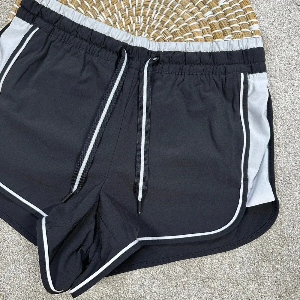 Athleta Colorblocked Brooklyn Shorts Mid Rise Drawstring Black White Size 0 - Image 4
