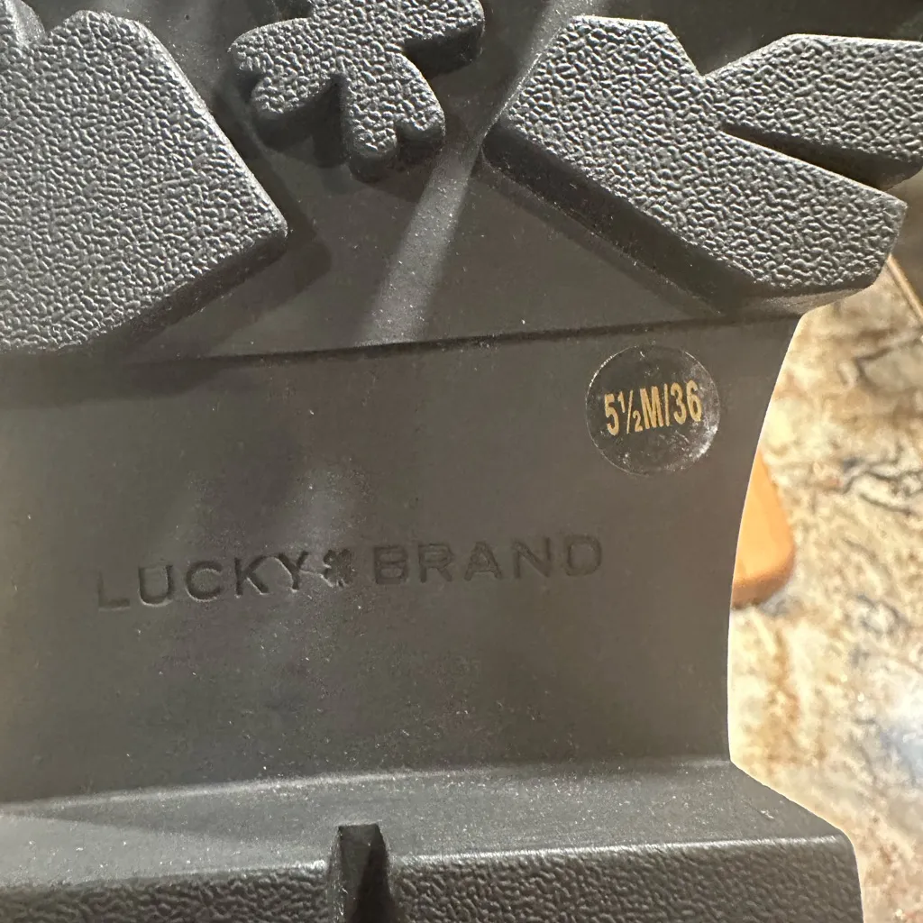 Lucky Brand Lug Boot Size 5.5 Weatherproof Leather Black Allehia Chunky - Image 8