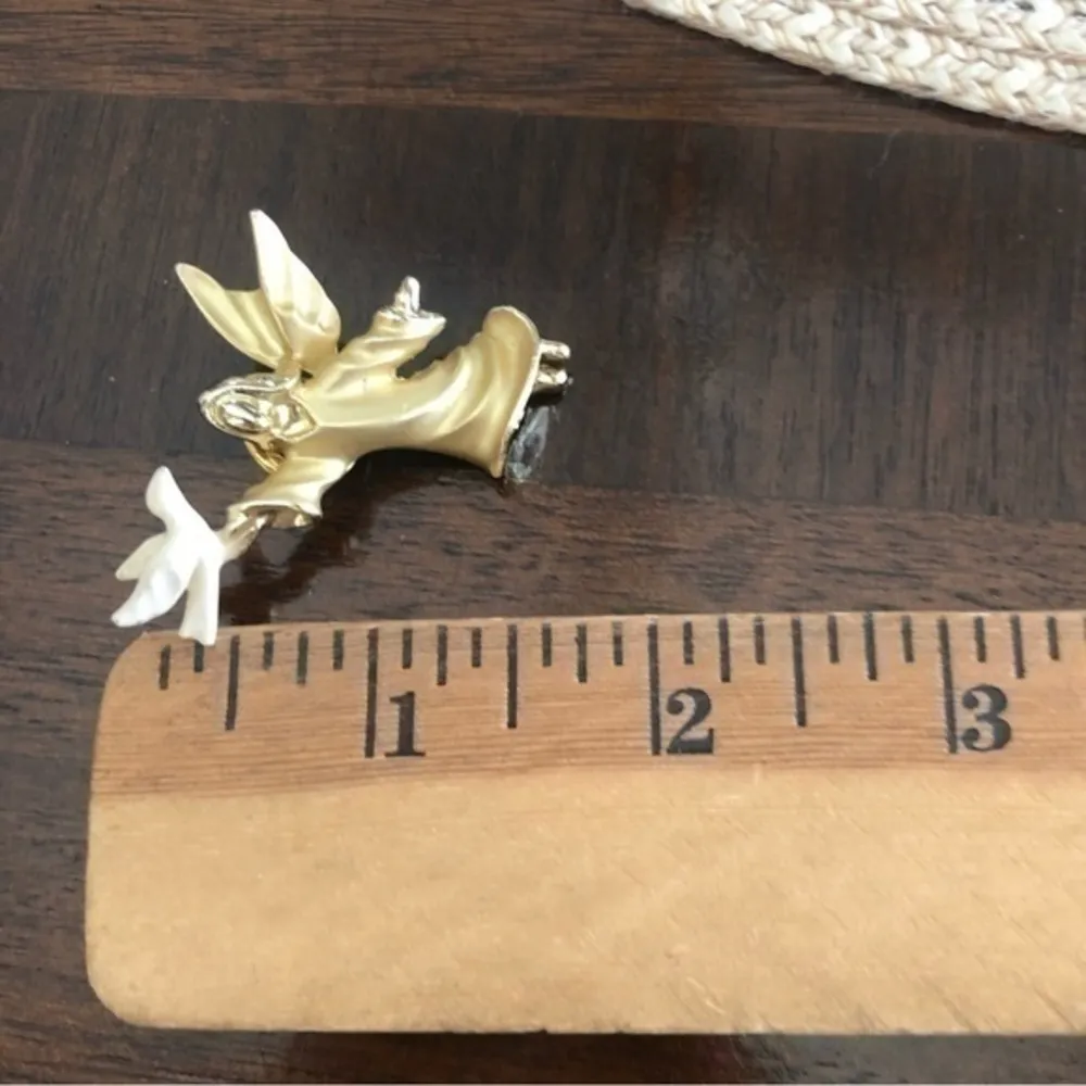 Vintage Giusti Angel Pin With White Dove Enamel Tie Tack Lapel Brooch - Image 3