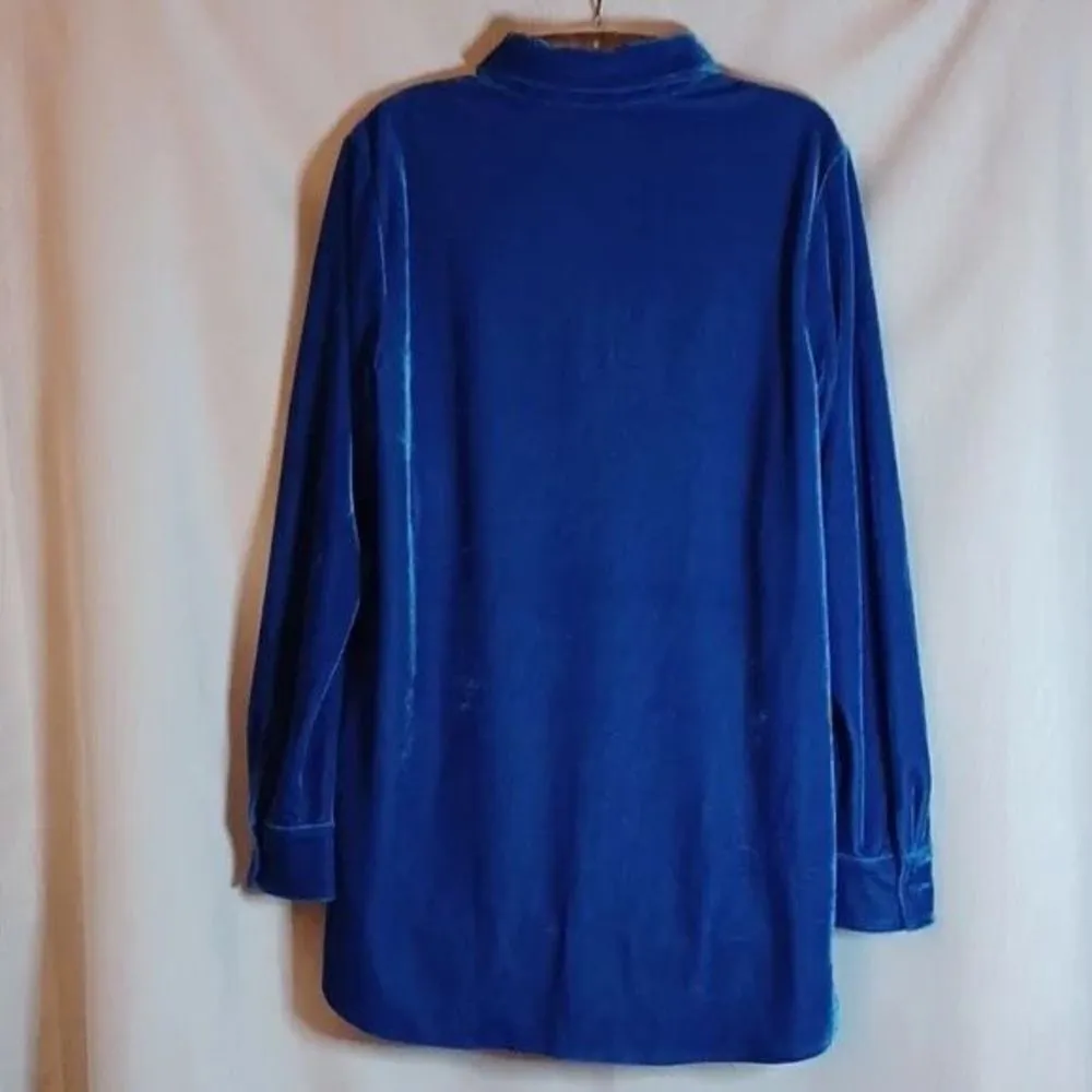 Soft Surroundings Women's Blue Velvet Button Down Shirt - Image 5
