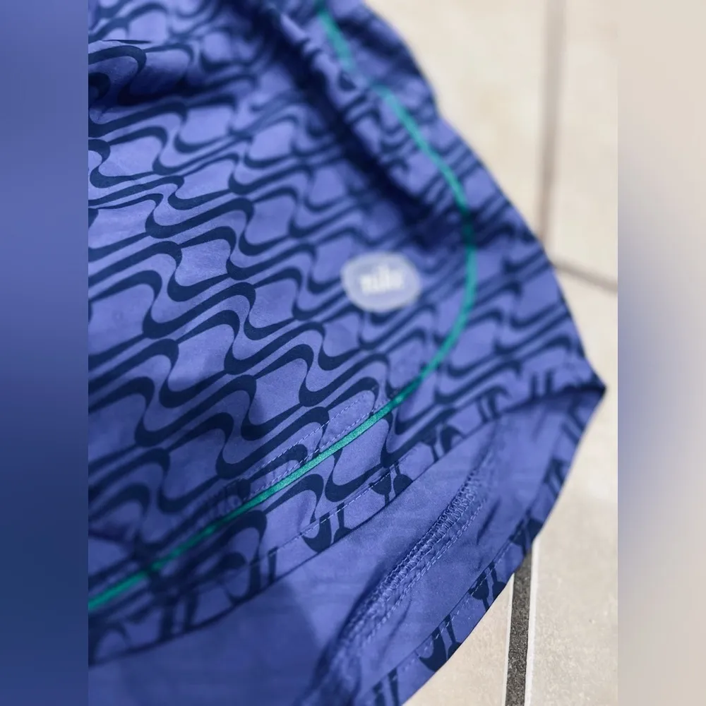 Nike Tempo 3.5" Clash 2.0 Women's Running Shorts size XXL like new condition - Image 5