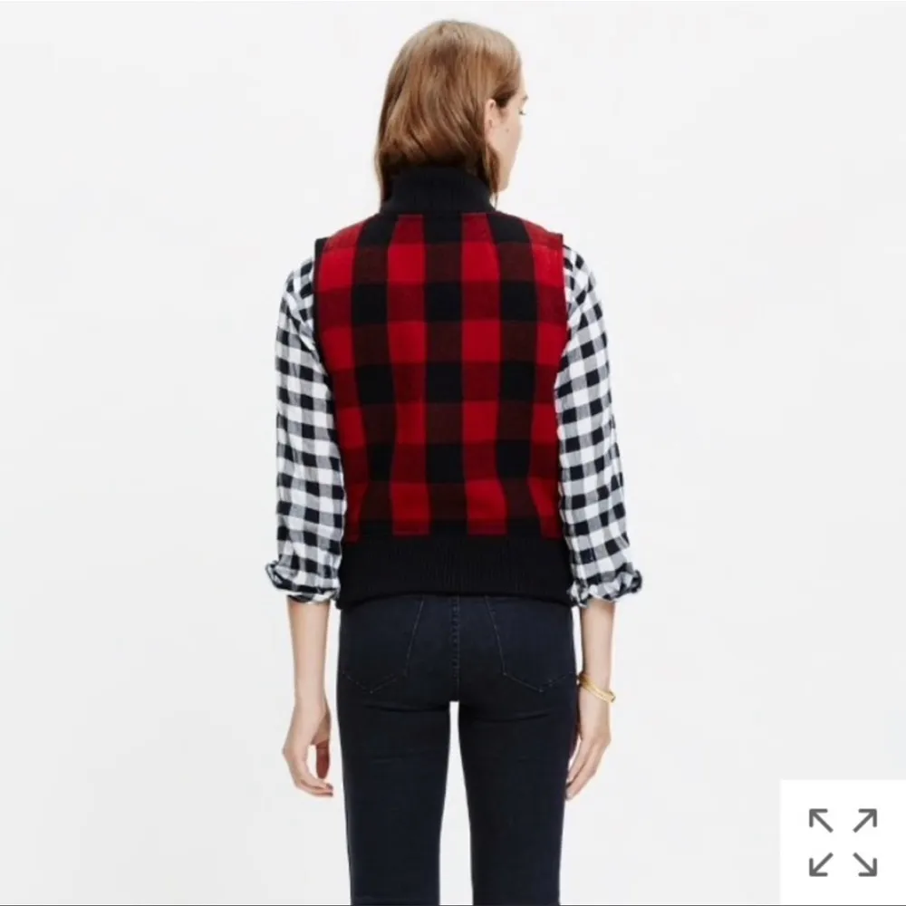 Madewell Red Buffalo Check Vest Size Extra Small - Image 2