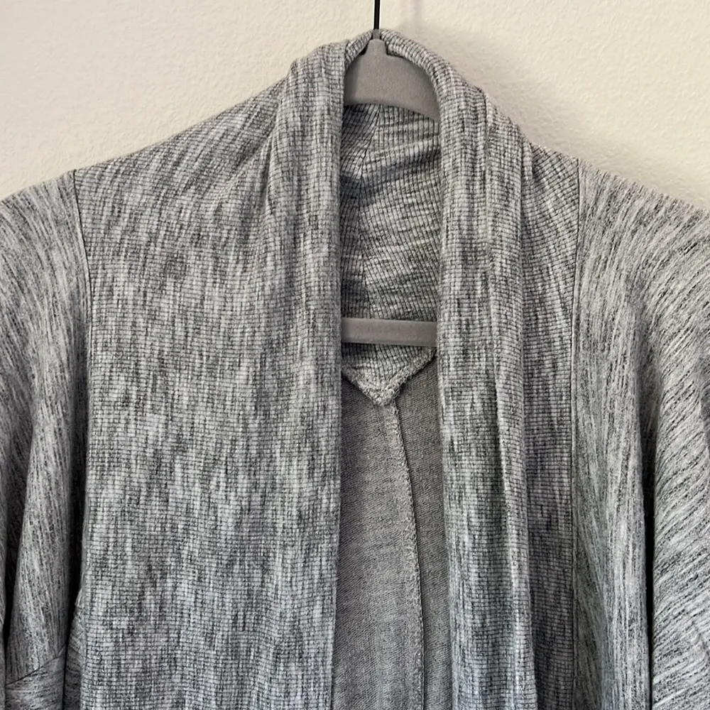 Athleta  Heather Gray Nirvana Wrap Cardigan Large L - Image 2