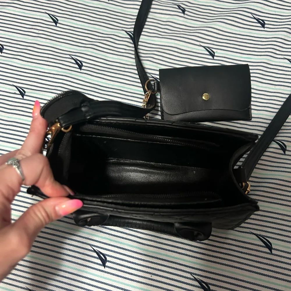 SHEIN Black Mini Quilted Bag - Image 3