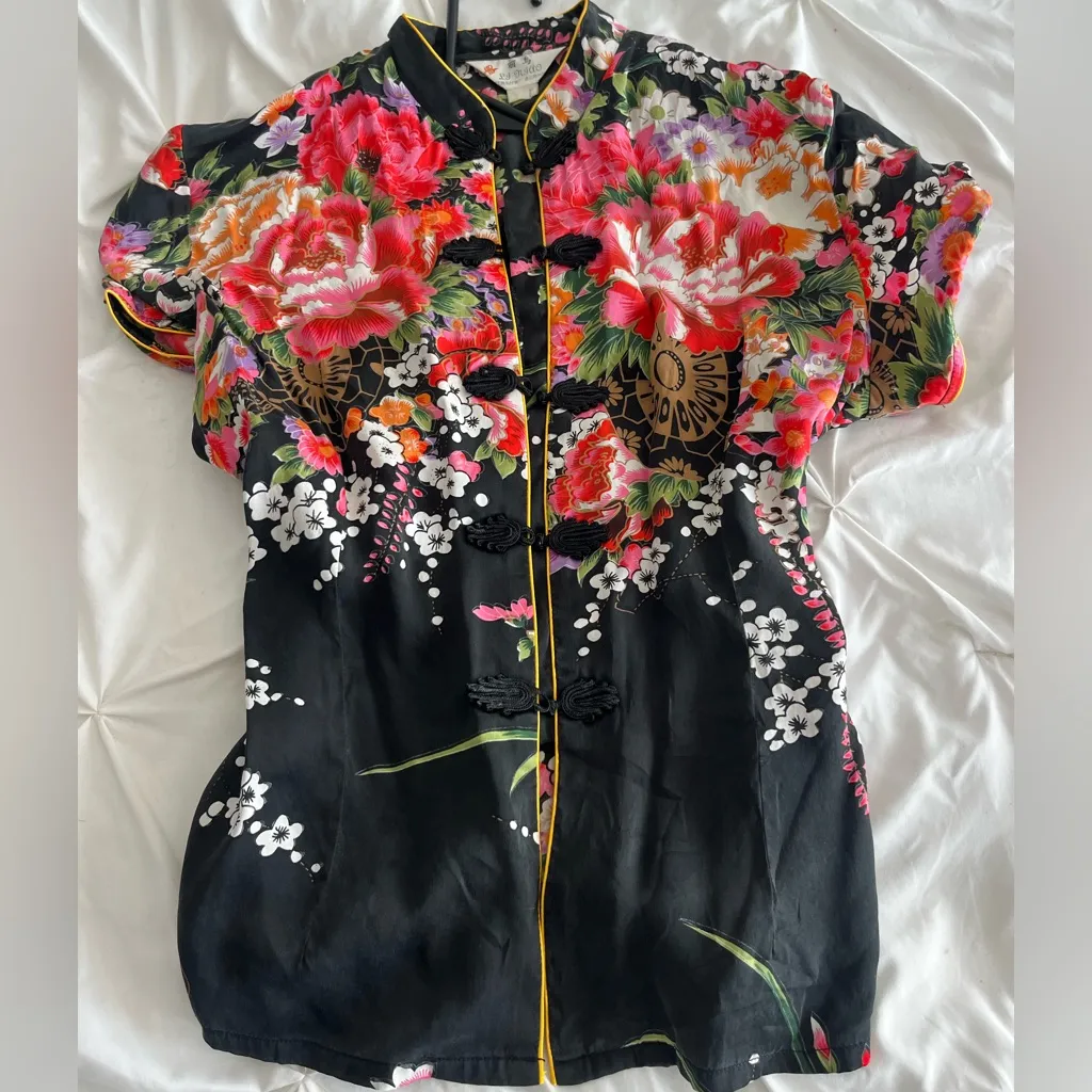 Silk Floral Black Kimono Top - Image 5