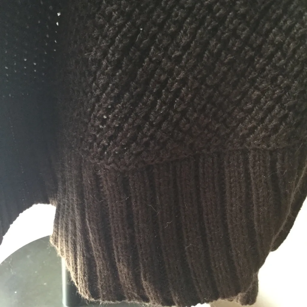 Michael Kors Mid-Sleeve Bat Cape - Image 5