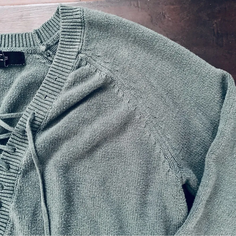 Forever 21 Forest Green Lace-Up Pullover Knit Sweater | Size: L - Image 8