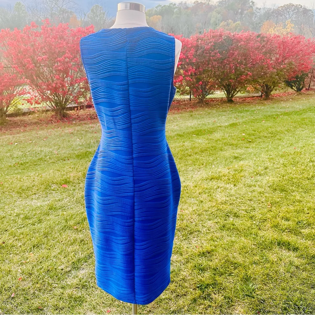 Metaphor Cobalt Blue Wave Pattern Midi Dress - Image 8