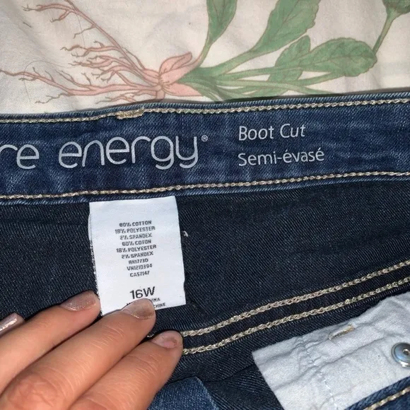 Pure energy shorts - Image 2