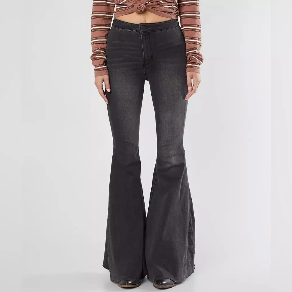 Free People Just Float On Flare Jeans Size 24 - Image 2