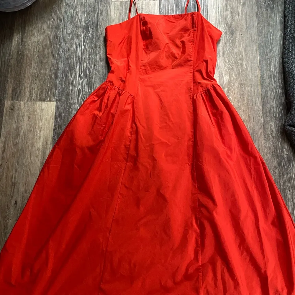 A New Day Spaghetti Strap Open Back Drop Waist A Line Midi Red Dress Sz 12‎ NWT - Image 2