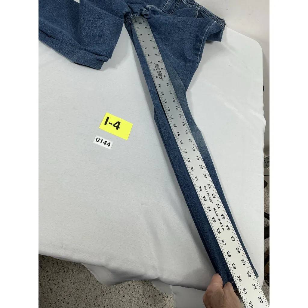 Womans Excellent Condition Gloria Vandirbilt Blue Jeans Size 12 M 0144/I-4 - Image 7