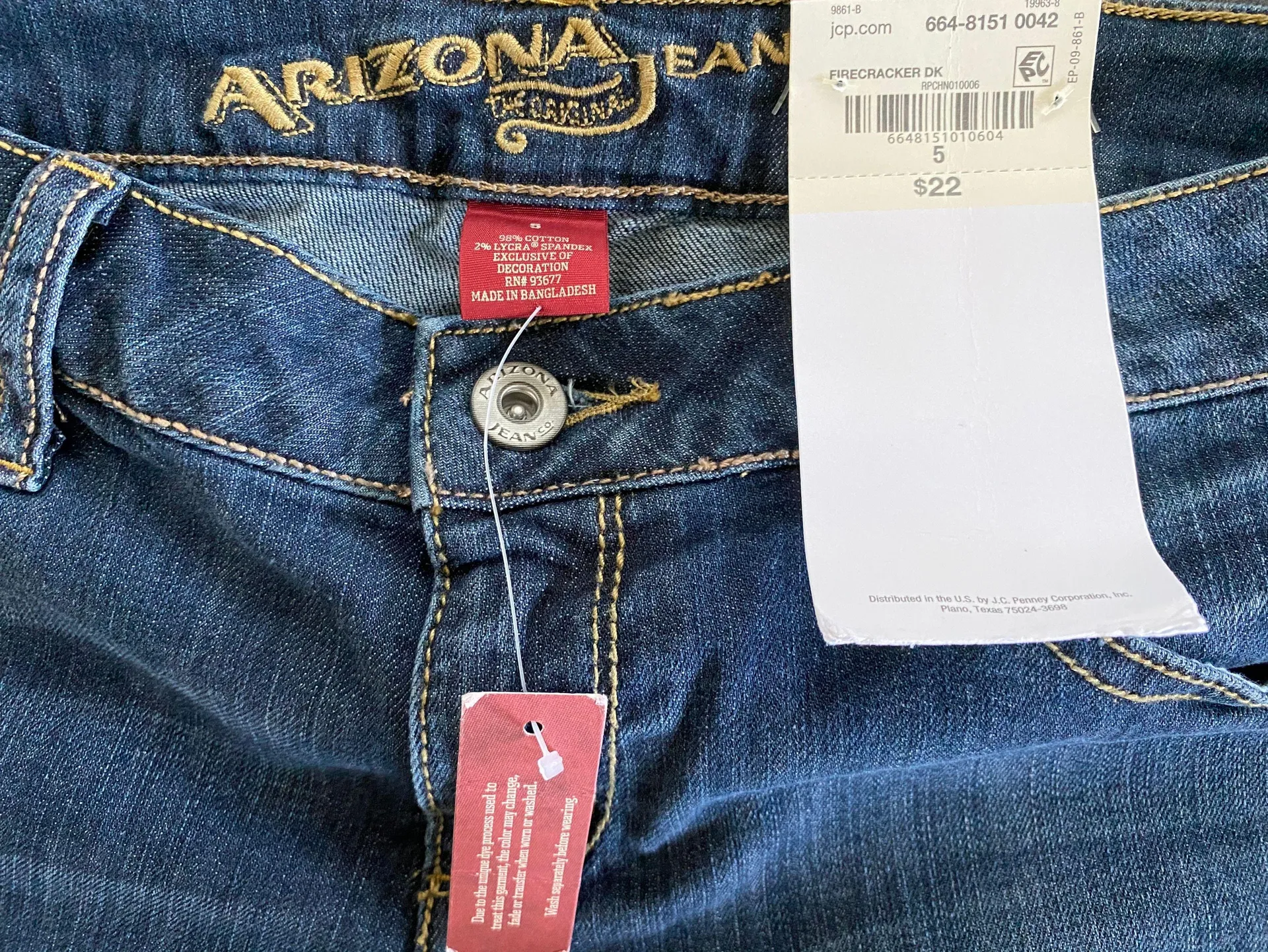 NWT  Shorts - Image 5