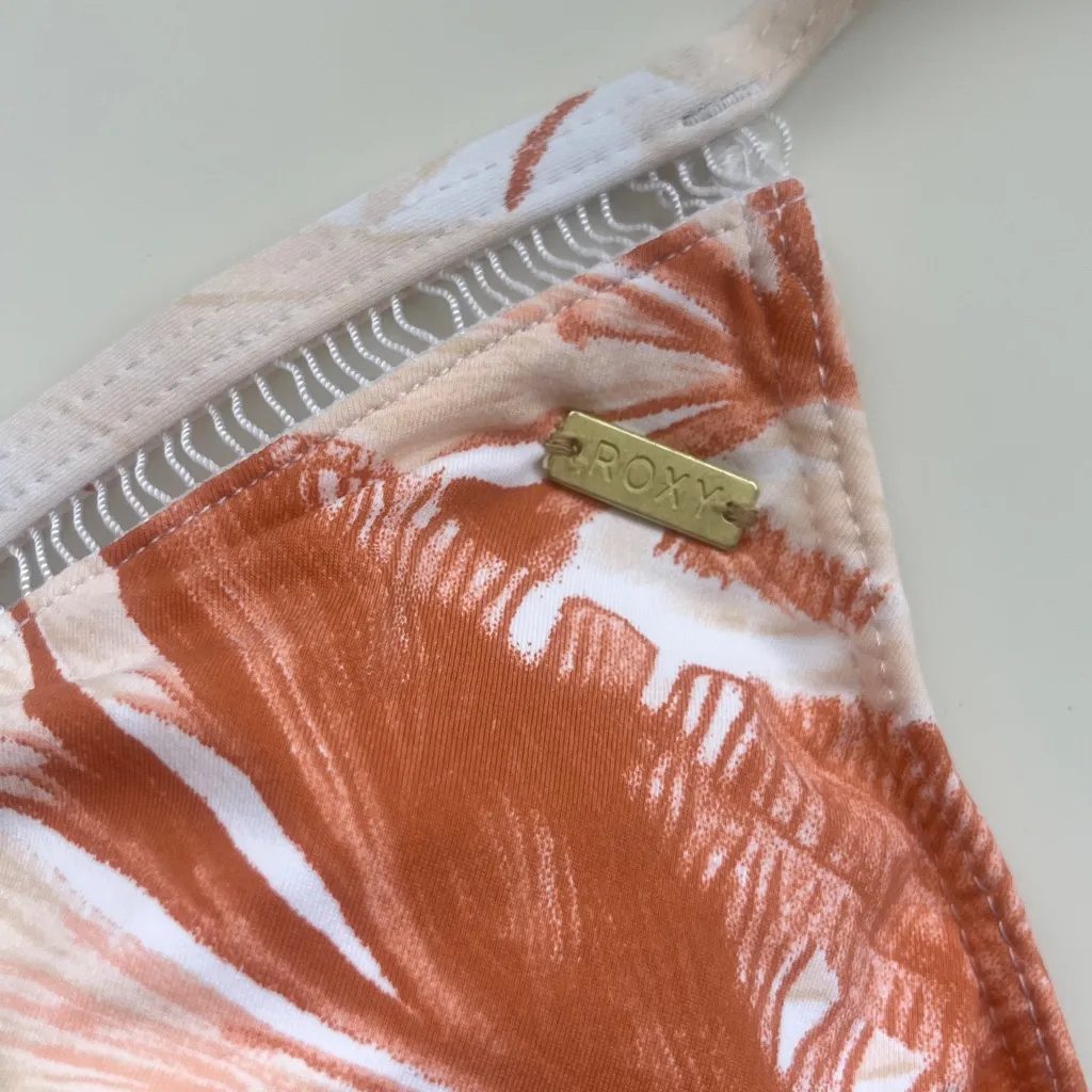 Roxy Floral Pattern V-neck Bikini Top in Peach Orange Women's Large - Image 5