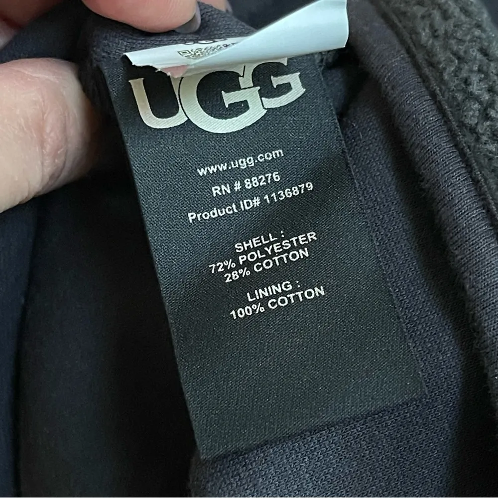 UGG Women's Myley Sherpa Hoodie color Gray Sz Large - Image 8