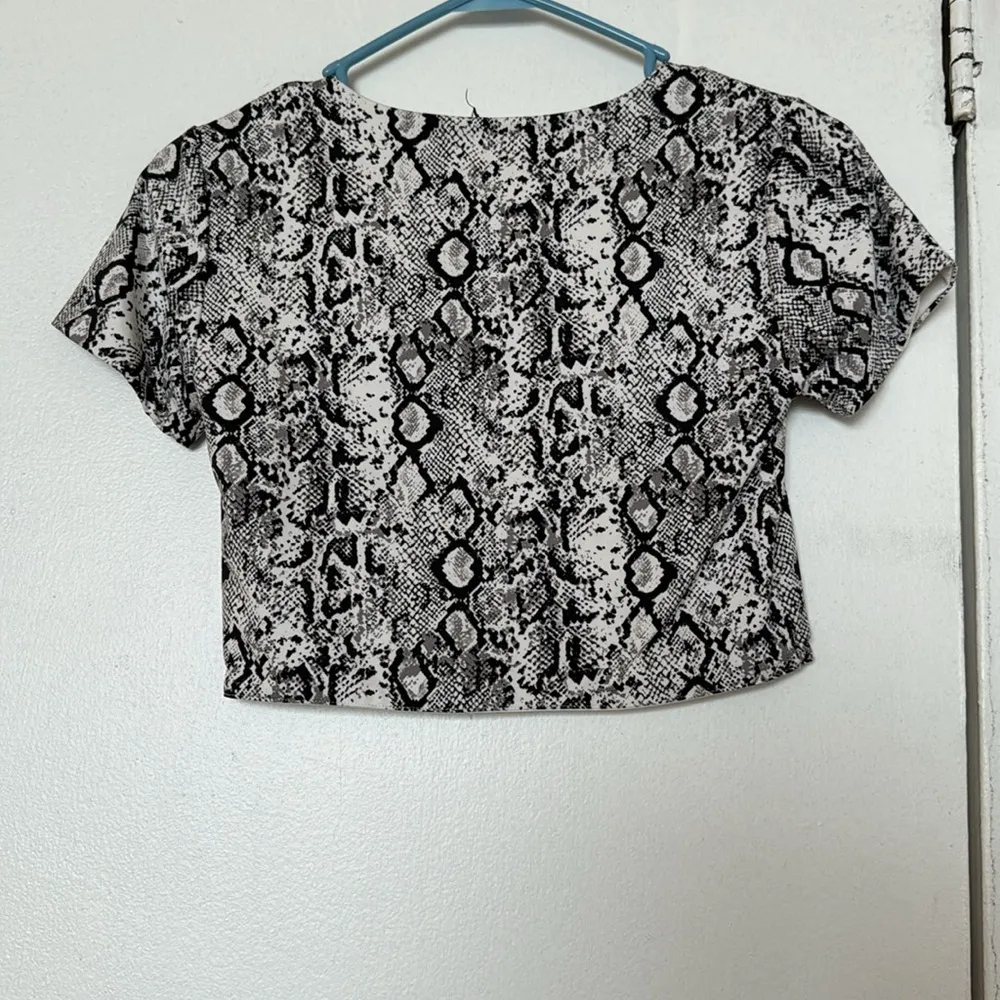 H&M Snakeskin Print Crop Top - Image 2