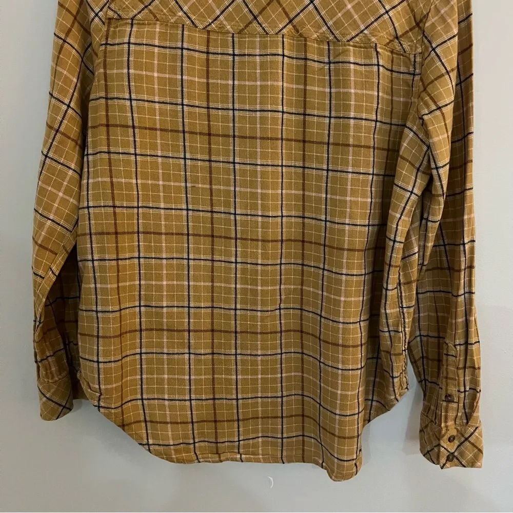 Universal Thread Golden Flannel Button Down Top Medium - Image 10