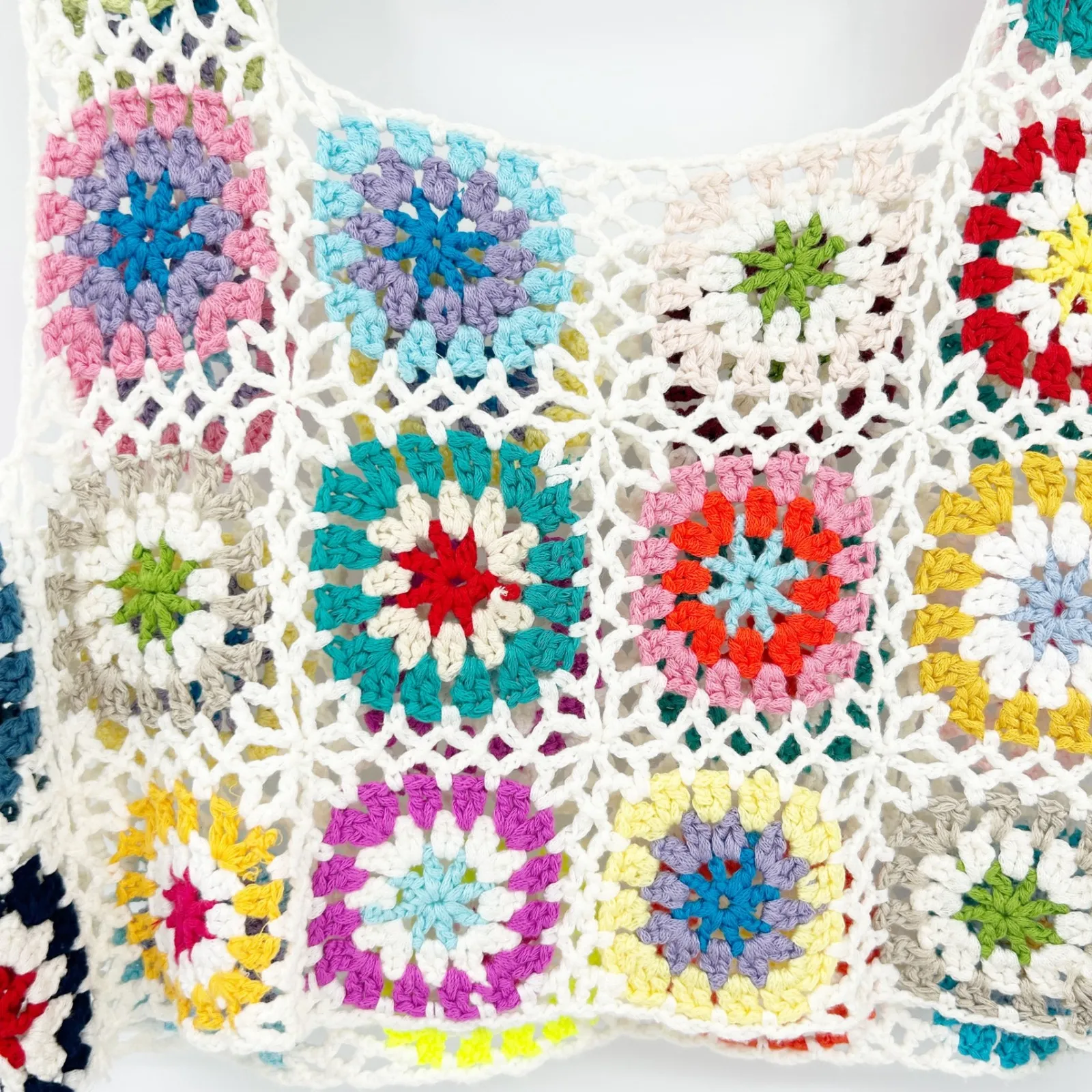 Crochet Granny‎ Square Neck Crop Top Vest Colorful Knit Sleeveless One Size White Size M - Image 2
