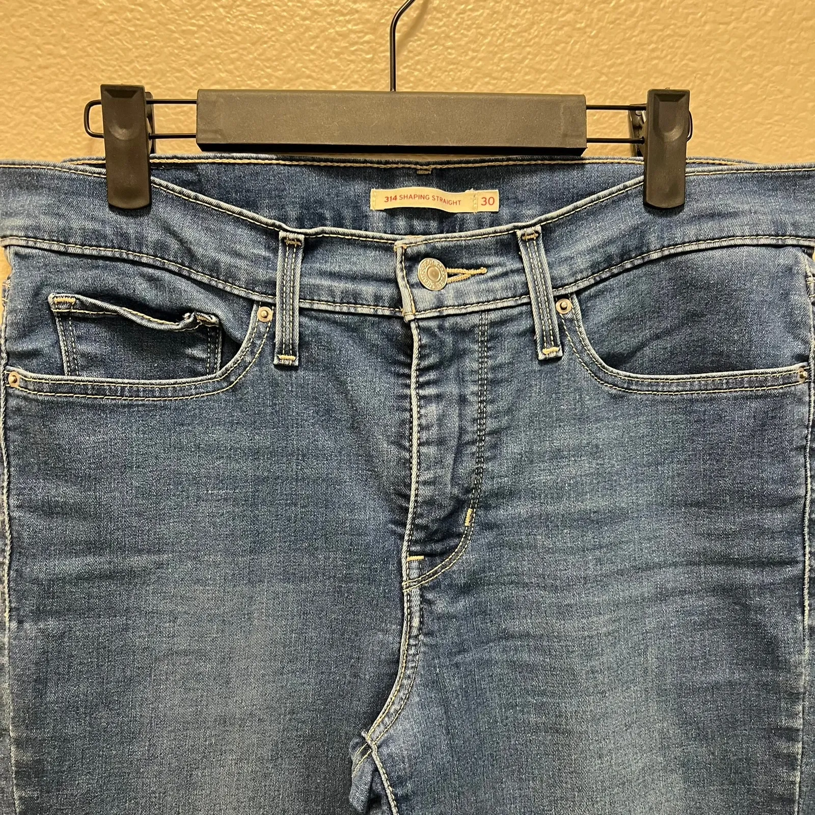 Levi's 314 Shaping Straight Denim Jeans Blue Stretch Hi-Rise Dark Wash Size 30 - Image 4