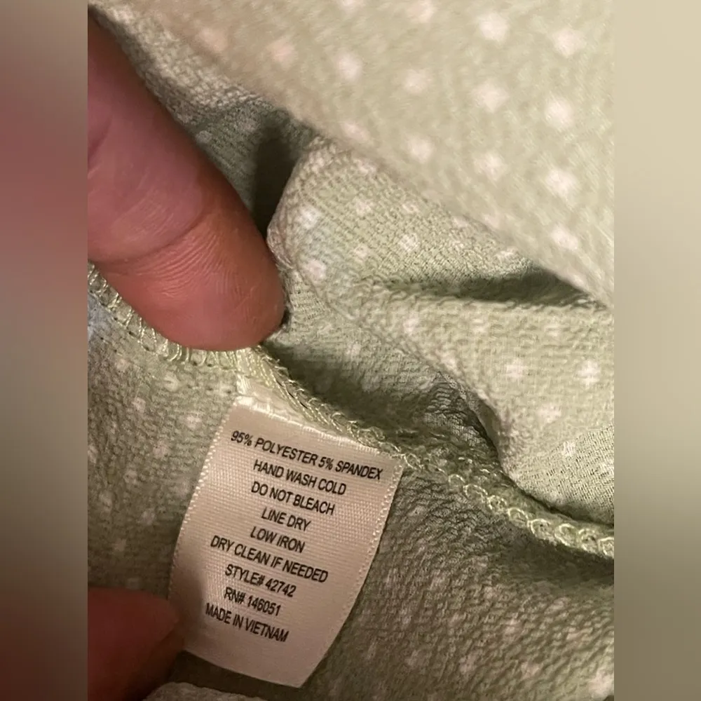 Monteau Women’s Mint polka dot cropped romper Size M - Image 9