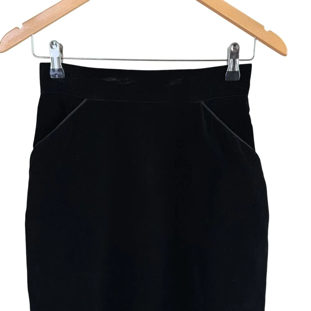 Vintage 60s Black Velvet Crop Jacket and Pencil Skirt Set by Ronbary Classic, XS - Image 9