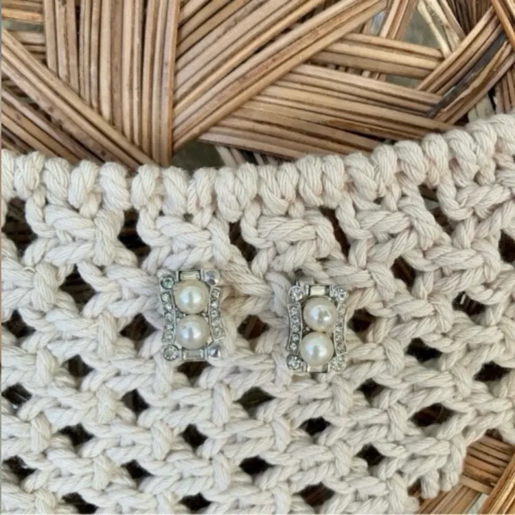 Vendome Pearl Rhinestone Earrings Vintage Elegant Classic Style Minimal Pearlcore Silver - Image 4