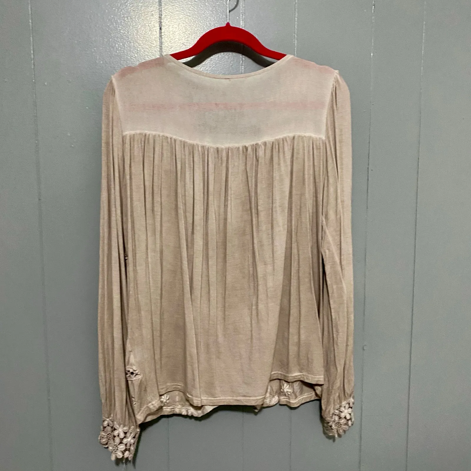 POL Mauve Long Sleeve Washed Out Floral V-neck Embroidery Relaxed Fit Boho Top M - Image 7