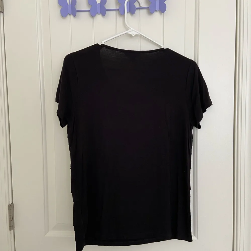 EUC | GEORGE women’s solid black‎ tiered ruffle front short sleeve blouse small Black - Image 6