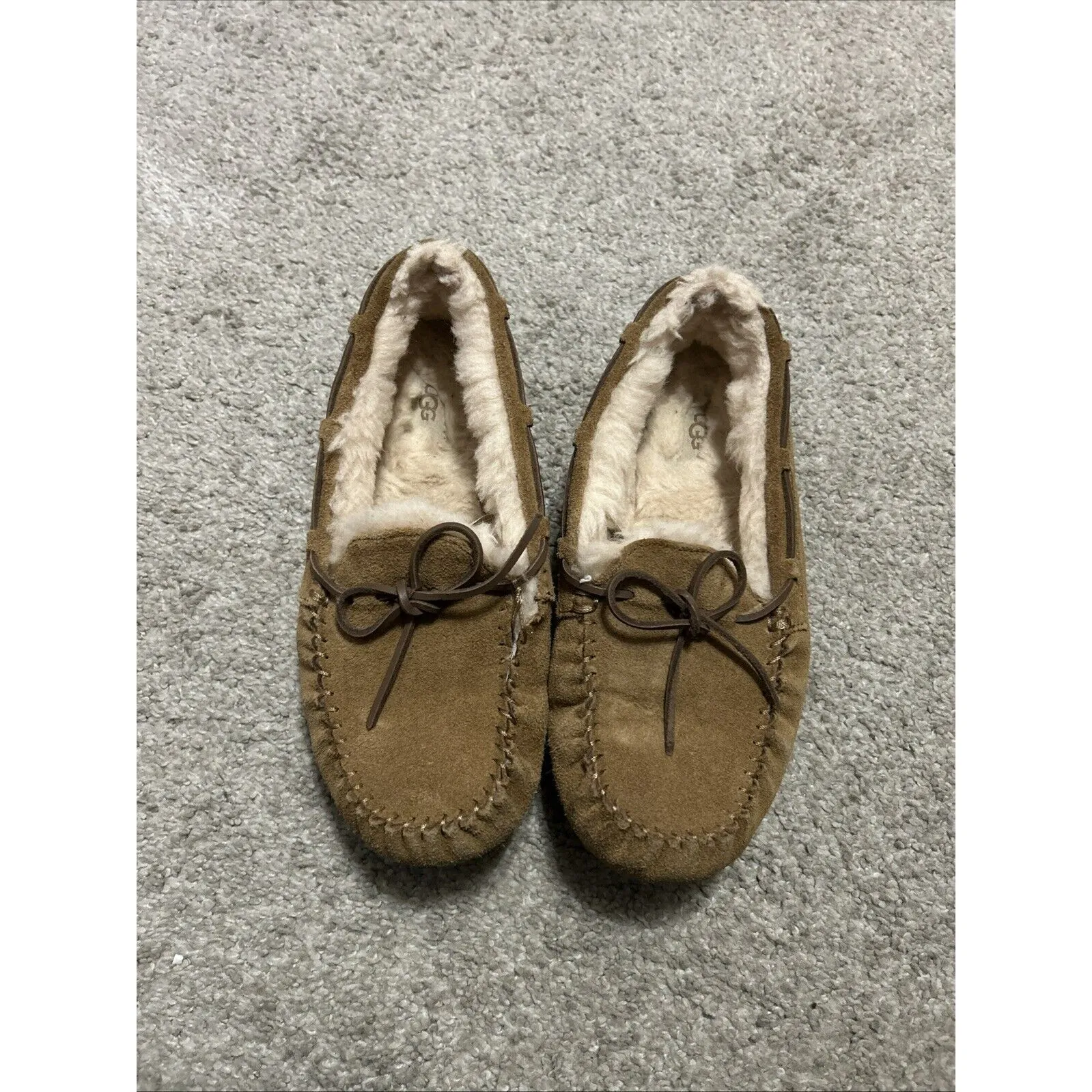 Women's  UGG DAKOTA Suede Moccasin Slippers Size 6‎ 1107949 CHESTNUT - Image 2