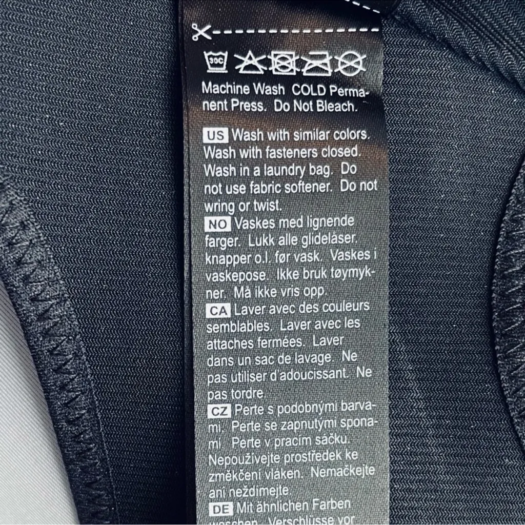 Kari Tara Idunn Goddess Sports Bra in Calm 34C Blue Size undefined - Image 8