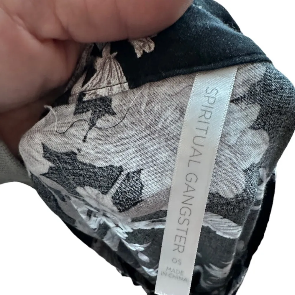 Spiritual Gangster‎ Floral Cover-Up - Image 6