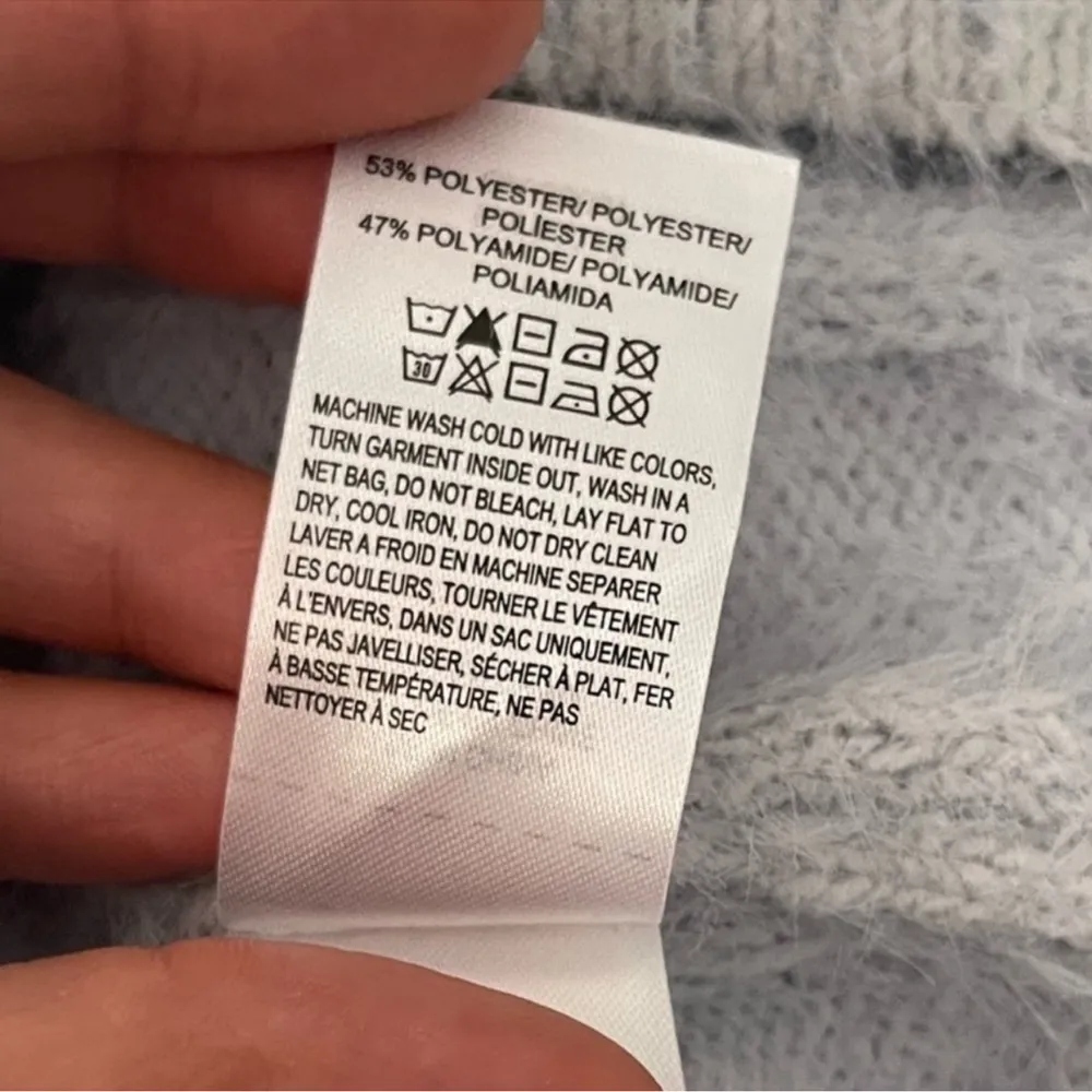 light blue boho V-Neck Relaxed Fit Eyelash Sweater size small - Image 5