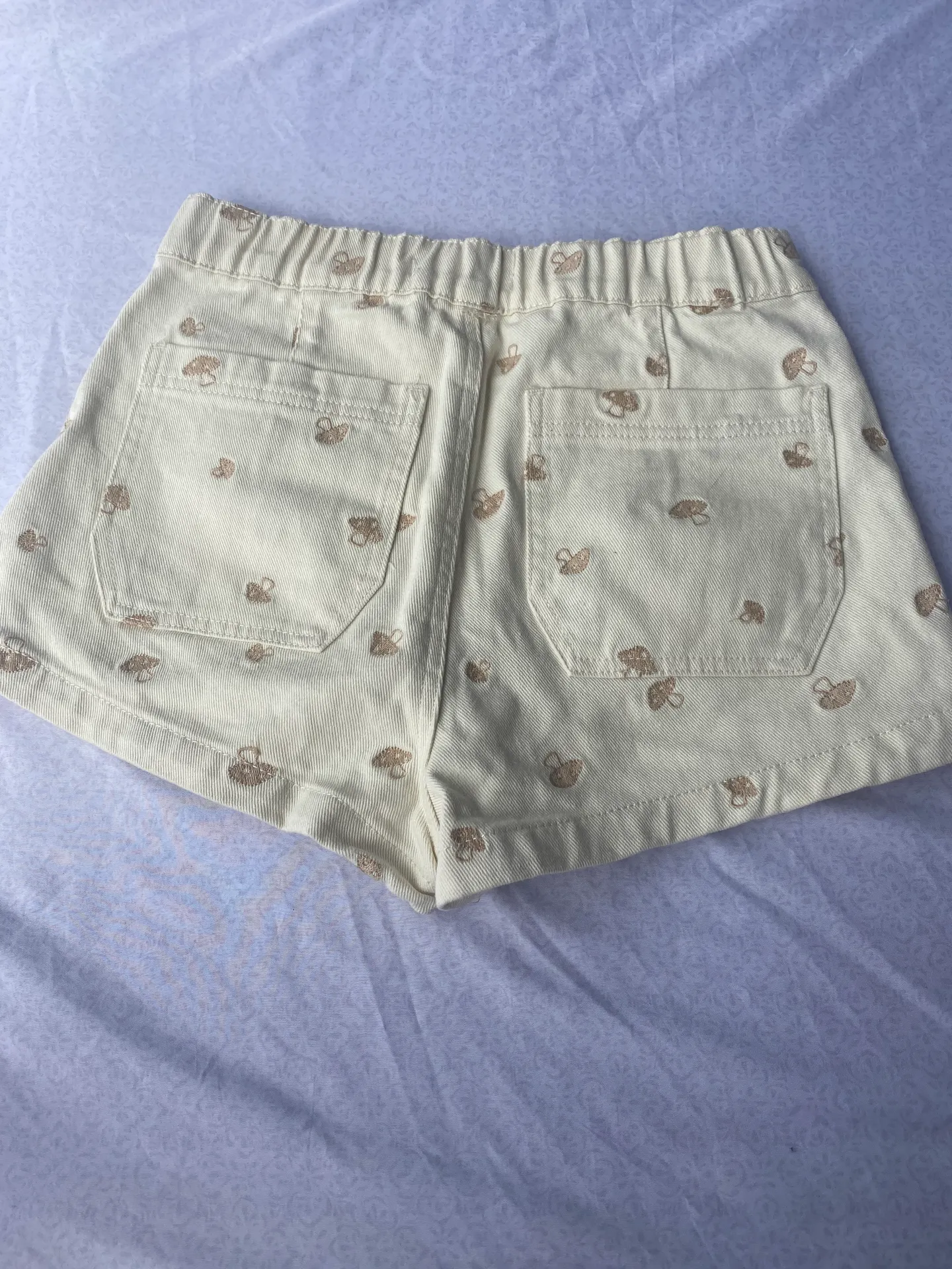 mushroom shorts - Image 9
