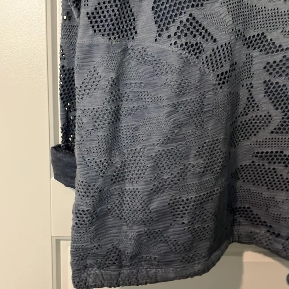 Anthropologie Saturday Sunday Blue Laser Cut Long Sleeve Top Size Medium - Image 3