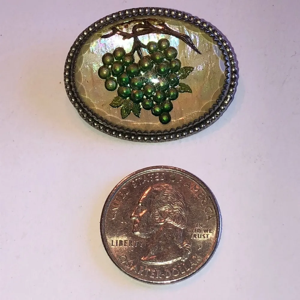 Vintage Grape Cluster Leaf Brooch Hand Painted Glass Intaglio 3D Brooch Pin Silver - Image 3
