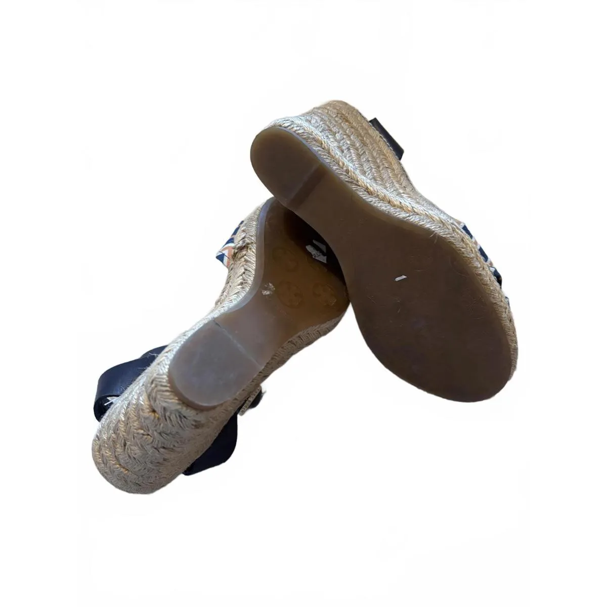 EUC Tory Burch Nautical Wedge Sandals with Geometric Pattern sz 6 - Image 6